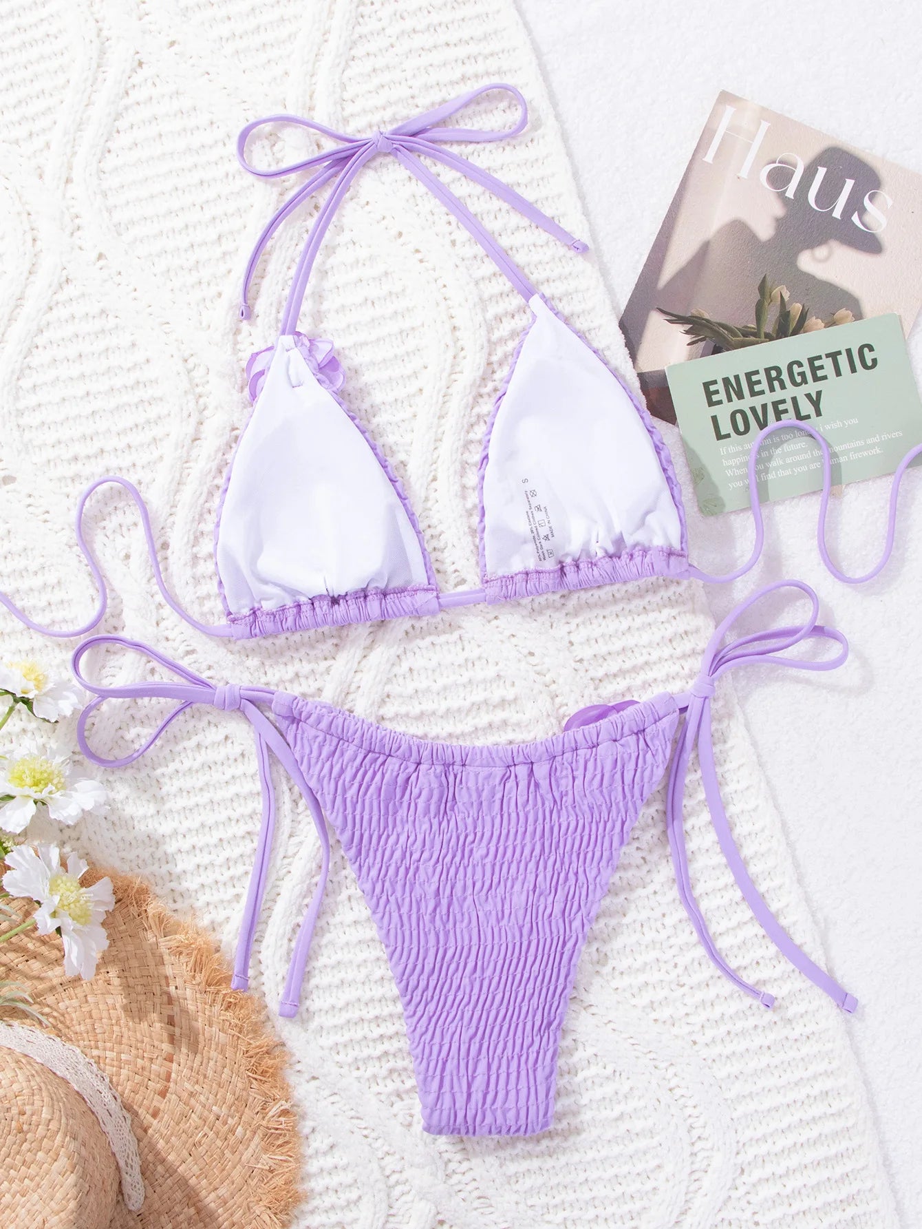 Daring bikini princess