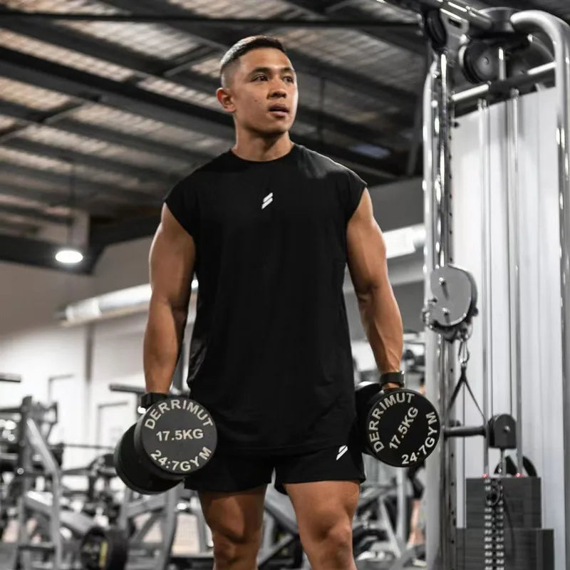 Sleeveless athletic shirt