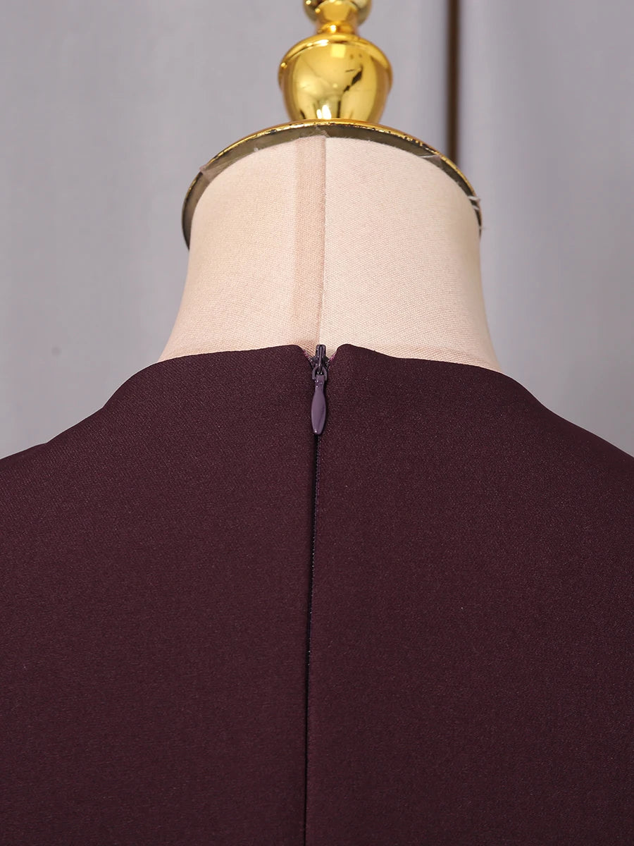 elegant high-waisted sleeveless round neck blouse