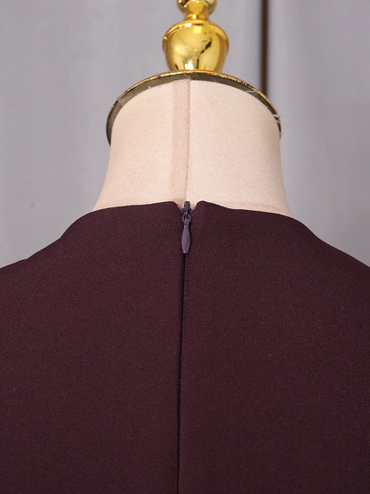elegant high-waisted sleeveless round neck blouse