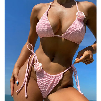 Daring bikini princess