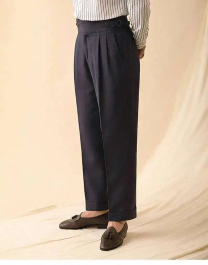 Pantalón de negocios con hebilla de París, drapeado