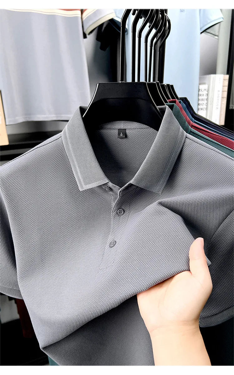 Polo de 76% algodón para hombre: tela texturizada transpirable