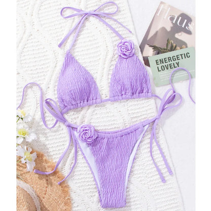 Daring bikini princess