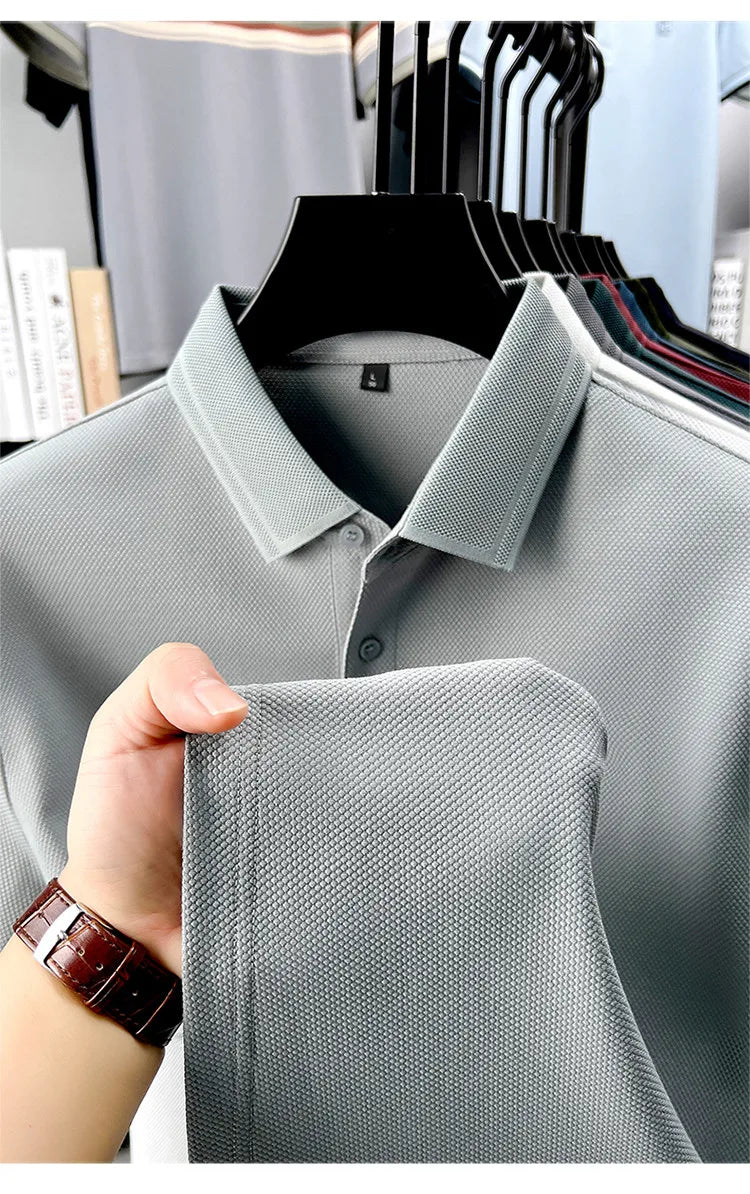 Polo de 76% algodón para hombre: tela texturizada transpirable