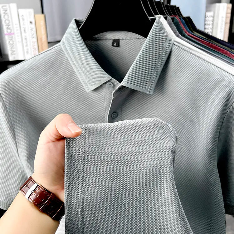 Polo de 76% algodón para hombre: tela texturizada transpirable