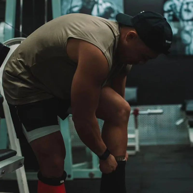 Sleeveless athletic shirt