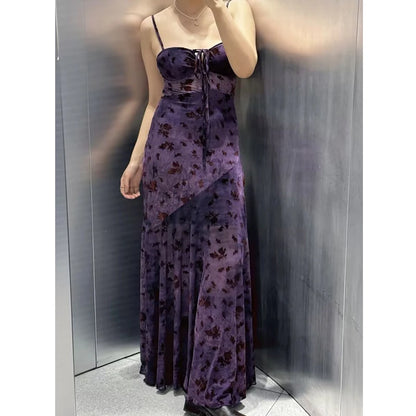 Discreet elegant floral dress