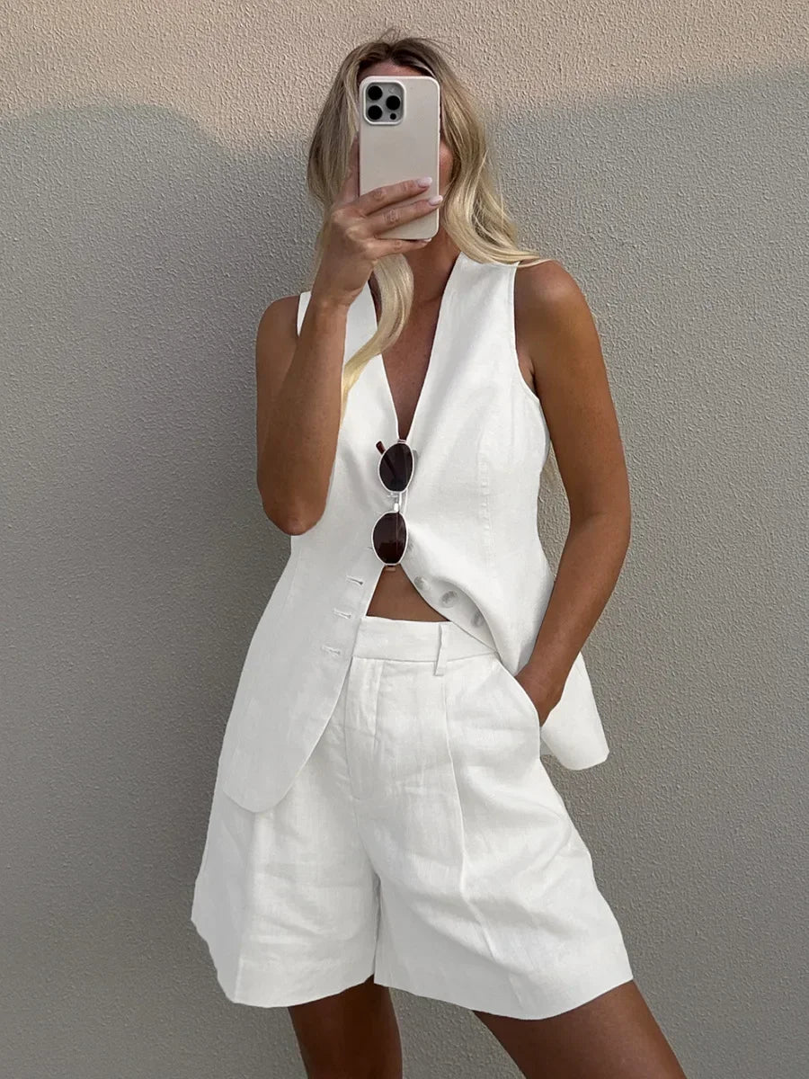 Conjunto de pantalones cortos y chaleco informal elegante de lino