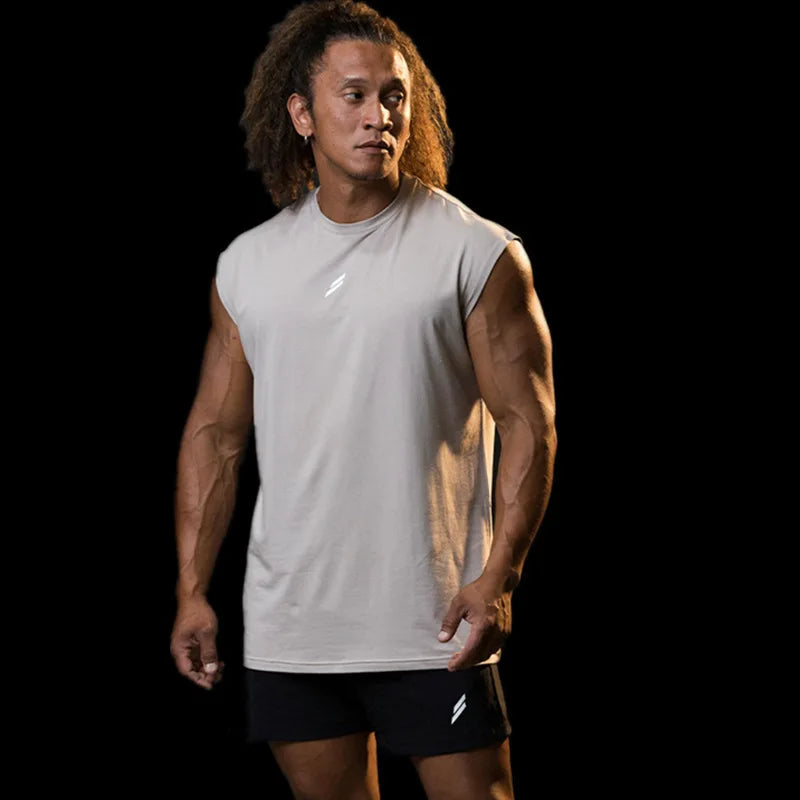 Sleeveless athletic shirt