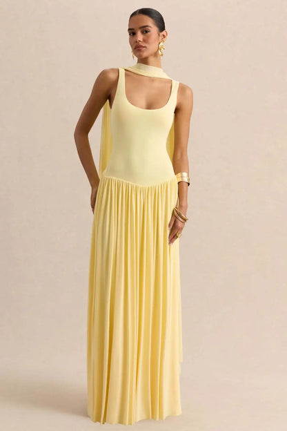 vestido largo sin mangas con cuello en U
