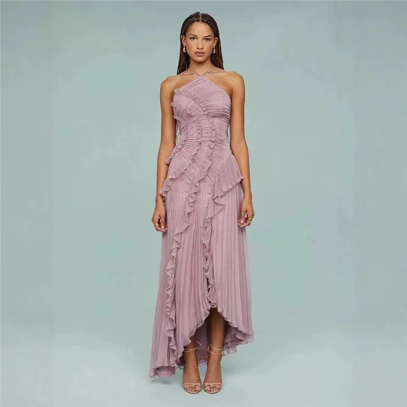 Dress with temperament