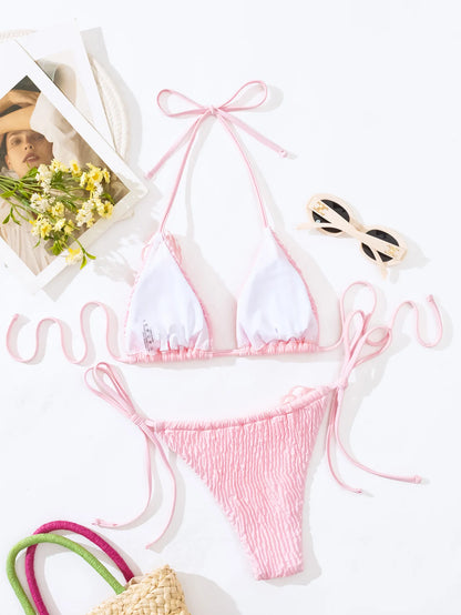 Daring bikini princess