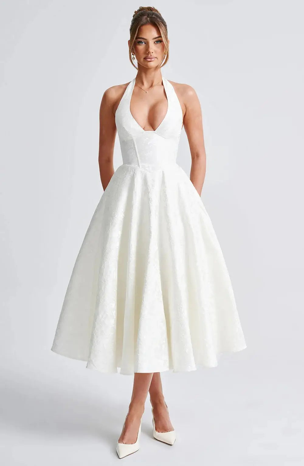 Vestido reina escotado