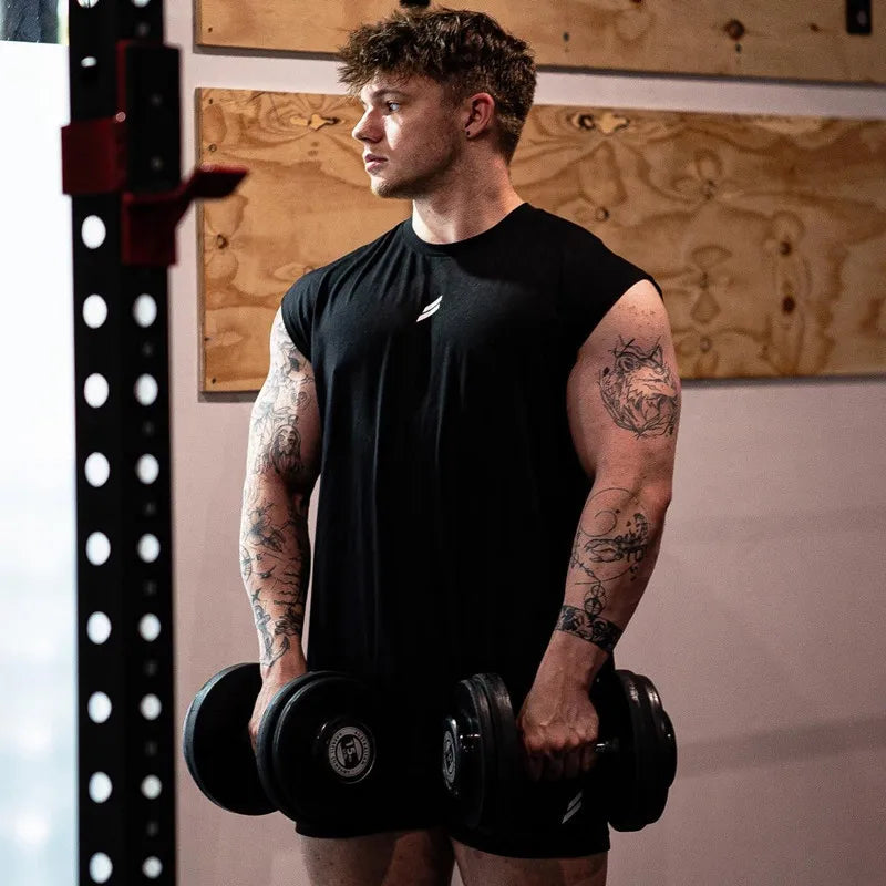 Sleeveless athletic shirt