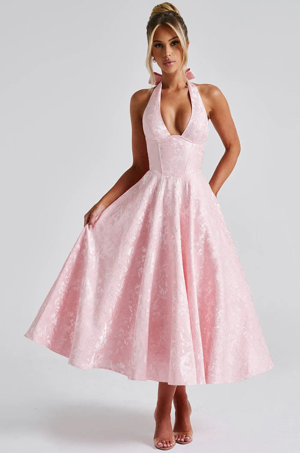 Vestido reina escotado